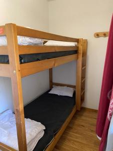 Fotografia z galérie ubytovania "Ressourcez-vous au BOIS DE LA REINE" Plusieurs appartements du 4 personnes 1 chambre au 8 personnes en duplex 3 chambres v destinácii Super Besse