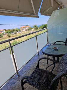 A balcony or terrace at Studios Achileus 2