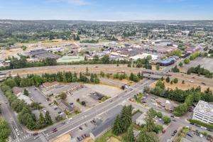 Letecký snímek ubytování Basecamp Puyallup a Travelodge by Wyndham