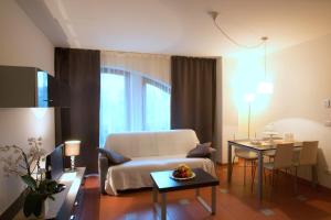 Posedenie v ubytovaní Lacroma Aparthotel