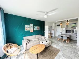 Köök või kööginurk majutusasutuses TAHITI - Condo Orovini