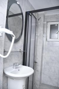 Koupelna v ubytování Hotel Arinna