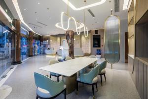 Зона вітальні в Xinhuating Business Hotel