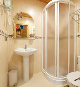 A bathroom at Hotel Ca de Graus