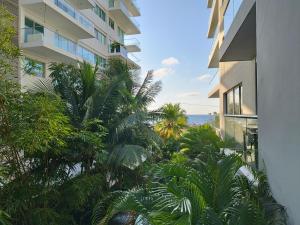 - un immeuble d'appartements avec vue sur l'océan dans l'établissement Edificio Morros Vitri, à Carthagène des Indes
