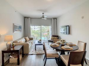 Χώρος καθιστικού στο Pet Friendly in Orlando area near Disney