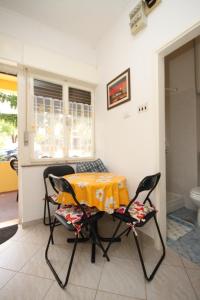 Posedenie v ubytovaní Apartments with parking spaces Umag - 6978