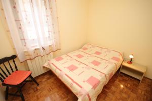 Posteľ alebo postele v izbe v ubytovaní Apartments with a parking space Umag - 7060