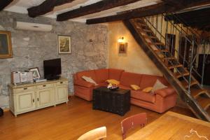 Posezení v ubytování Family friendly house with a swimming pool Rim, Central Istria - Sredisnja Istra - 7070
