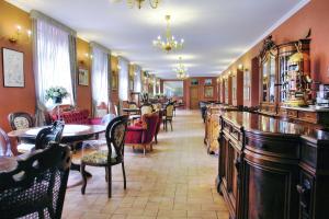 Restoran ili drugo mesto za obedovanje u objektu Komoda Club Residence