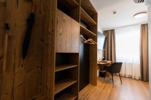 Zdjęcie z galerii obiektu Self-Check-in Hotel VinoQ Zistersdorf w mieście Zistersdorf