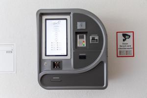 Zdjęcie z galerii obiektu Self-Check-in Hotel VinoQ Zistersdorf w mieście Zistersdorf
