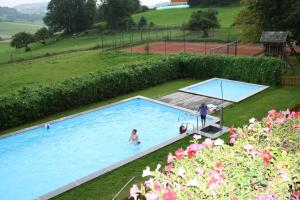 The swimming pool at or close to Sportpension Ramlhof Még 26 kép