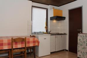 Fotografie z fotogalerie ubytování Studio Dolinci 7111a v destinaci Umag