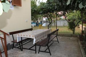 Zahrada ubytování Apartments with a parking space Novigrad - 7108