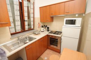 Fotografie z fotogalerie ubytování Family friendly apartments with a swimming pool Lindar, Central Istria - Sredisnja Istra - 7197 v destinaci Pazin