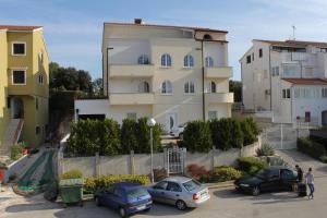 Fotografie z fotogalerie ubytování Apartments with a parking space Vrsar, Porec - 7129 v destinaci Vrsar