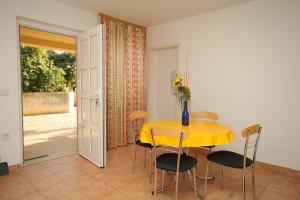 Fotografie z fotogalerie ubytování Apartments with a parking space Vrsar, Porec - 7129 v destinaci Vrsar