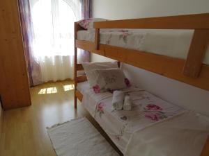 Fotografie z fotogalerie ubytování Apartments with a parking space Vrsar, Porec - 7129 v destinaci Vrsar