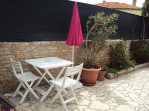 Patio nebo venkovní prostory v ubytování Apartments with a parking space Pula - 6985