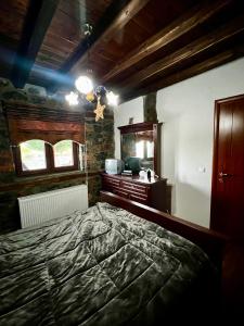 Posteľ alebo postele v izbe v ubytovaní CHALET LUXURY VILLA BY MAKHOME