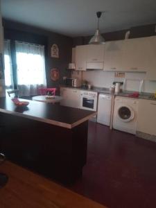 Kép Acogedor apartamento en Noreña szállásáról Noreñában a galériában