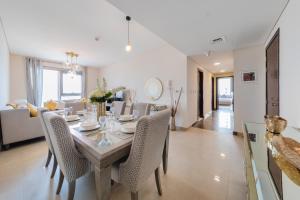 Gallery image of EDEN'S Homes & Villas - Sparkle Tower in Dubai