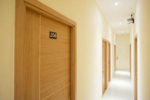 Galeriebild der Unterkunft RedDoorz Plus @ Losari Makassar in Makassar