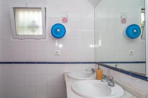 Kúpeľňa v ubytovaní La Moraga de Poniente Malaga Hostel + 37 fotografií