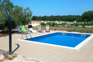 Fotografia z galérie ubytovania Family friendly apartments with a swimming pool Jadreski, Pula - 7292 v destinácii Pula