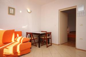 Zdjęcie z galerii obiektu Apartments with a parking space Peroj, Fazana - 7254 w mieście Vodnjan