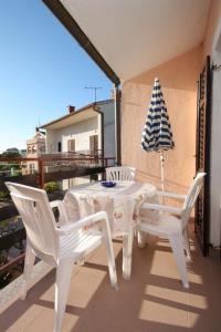 Μπαλκόνι ή βεράντα στο Apartments with a parking space Liznjan, Medulin - 7214