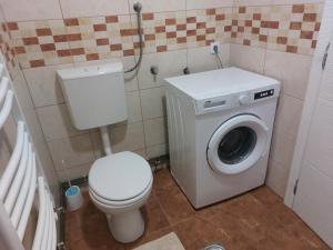 Bilik mandi di Apartman Centar
