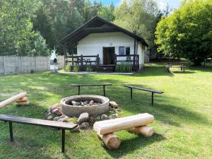 Ogród w obiekcie Natura Domki Anastazewo
