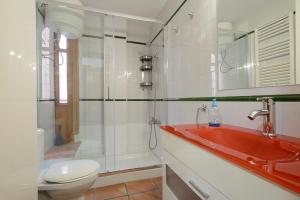 Kúpeľňa v ubytovaní Apartamento Concepción Granada Centro + 11 fotografií