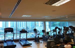 Foto dalla galleria di Modern Lake View 1 Bedroom Apt in JLT a Dubai