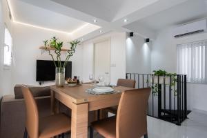 Gallery image of The Shoebox -Stylish & Cosy House in Cospicua