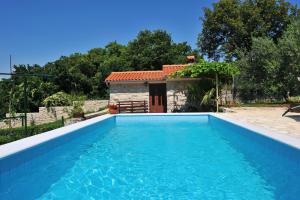 Fotografia z galérie ubytovania Family friendly house with a swimming pool Presika, Labin - 7363 v destinácii Labin