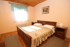 Krevet ili kreveti u jedinici u objektu Family friendly house with a swimming pool Presika, Labin - 7363