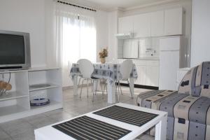 Fotografie z fotogalerie ubytování Family friendly apartments with a swimming pool Valbandon, Fazana - 7346 v destinaci Fažana