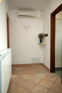 Fotografie z fotogalerie ubytování Family-friendly apartments with swimming pools Krnica, Marcana - 7357 v destinaci Krnica