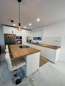Kuchyňa alebo kuchynka v ubytovaní Apartamento Casa Blanca