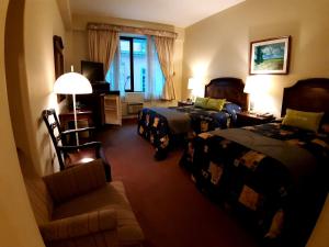 Posezení v ubytování Hotel MAURY + 29 fotografií