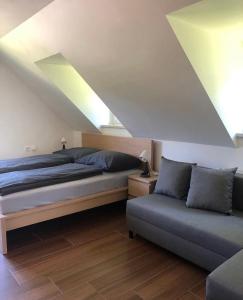 Ένα ή περισσότερα κρεβάτια σε δωμάτιο στο Apartmán 430