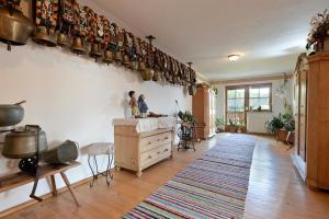 A kitchen or kitchenette at Stegerbauer