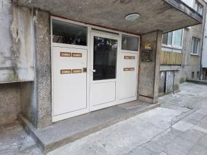 Galeriebild der Unterkunft Бутиков Апартамент - Тракия in Schumen + 13 Fotos