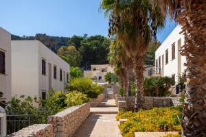 Το κτήριο όπου στεγάζεται  το ξενοδοχείο διαμερισμάτων