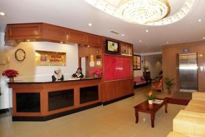 TV a/nebo společenská místnost v ubytování Jasmine Hotel