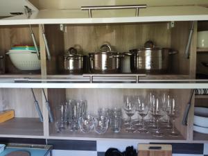 A kitchen or kitchenette at Orfűi Kisház