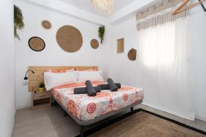 Postel nebo postele na pokoji v ubytování Big Room Happy Alicante